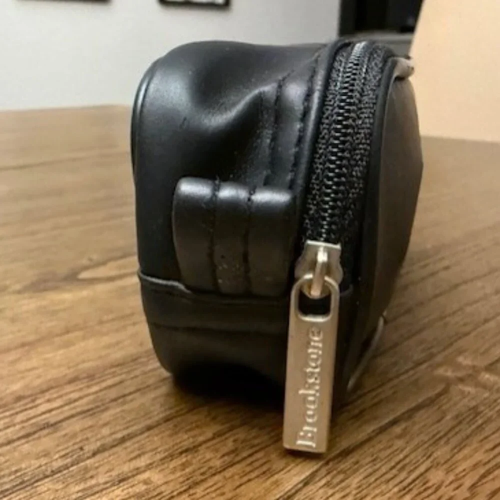 BROOKSTONE World Travel Adapter Kit